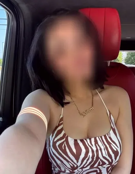 Aleksandra, 27