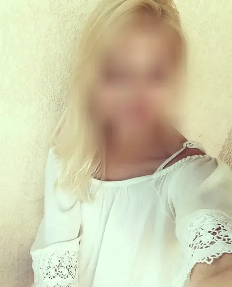 Alma, 34