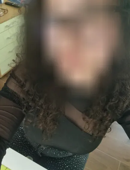 Andrea, 24
