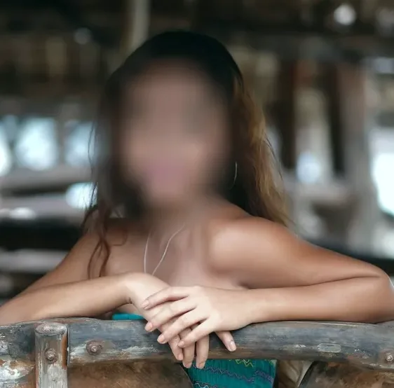 Karla, 35