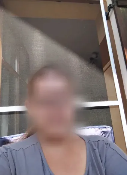 Malou, 34