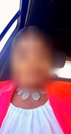 Sofia, 40