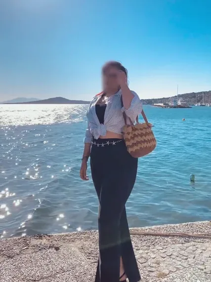 Celina, 26